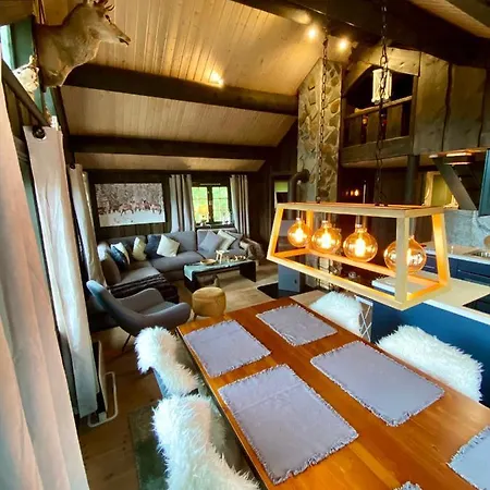 Vakantiehuis Three Bedroom House With Jacuzzi In , Pets Allowed Bjorli