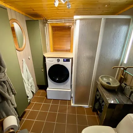 Three Bedroom House With Jacuzzi In , Pets Allowed * Bjorli