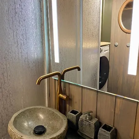 Three Bedroom House With Jacuzzi In , Pets Allowed Hébergement de vacances Bjorli