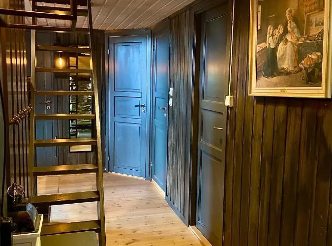 Three Bedroom House With Jacuzzi In , Pets Allowed Bjorli