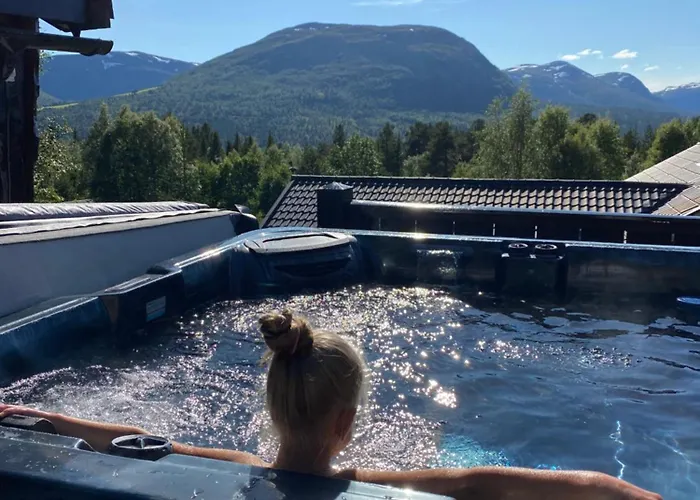 Three Bedroom House With Jacuzzi In , Pets Allowed Semesterbostad Bjorli